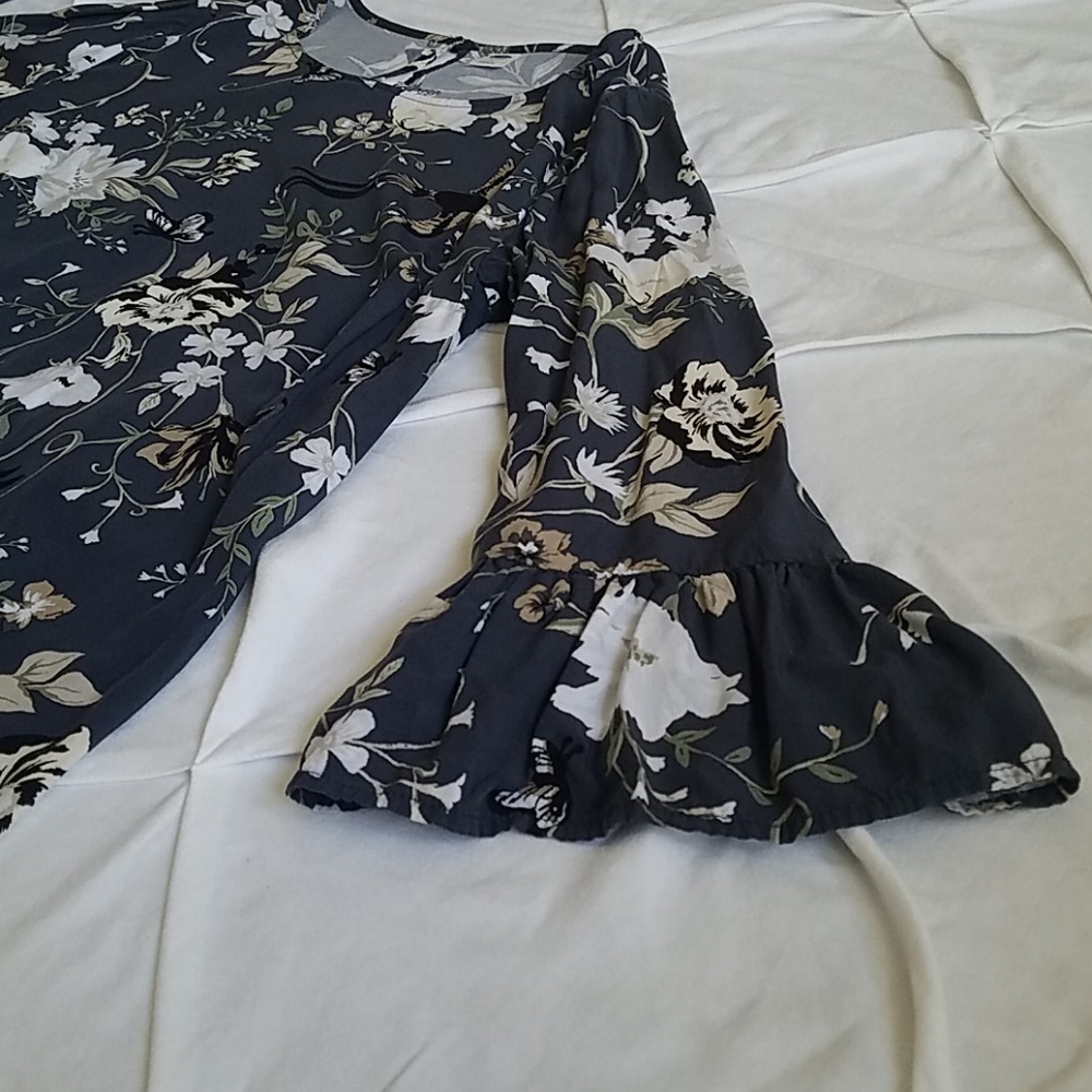 Tunic Dress with Bell Sleeves (L)